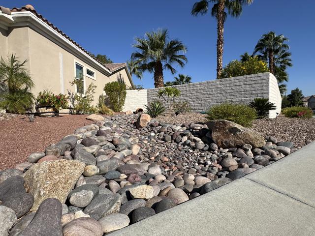 80372 Camino San Lucas, Indio CA: https://media.crmls.org/mediaz/e5d27f24-0e34-490b-b1dc-46390139b0f9.jpg