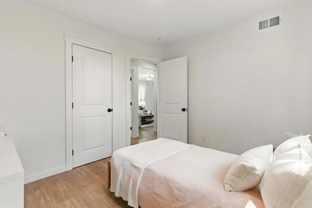640 Heather Court, Pacifica CA: https://media.crmls.org/mediaz/e5d3a1e8-5746-4cce-ad3d-3d7a6a626831.jpg
