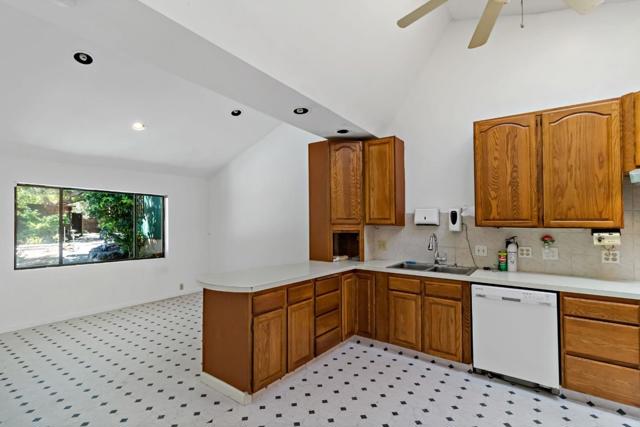 120 Miramontes Road, Woodside CA: https://media.crmls.org/mediaz/e5d4164d-0a14-41f3-925d-123aee32159d.jpg