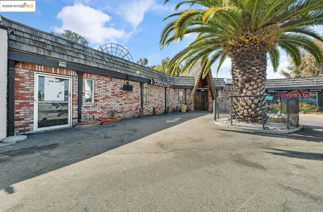 Image 48 of 49 For 15028 Hesperian Blvd