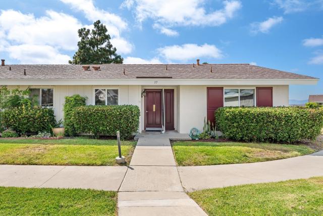 3685 N Vista Campana, Oceanside CA: https://media.crmls.org/mediaz/e5d77198-cf24-4660-9197-cadd70db5614.jpg