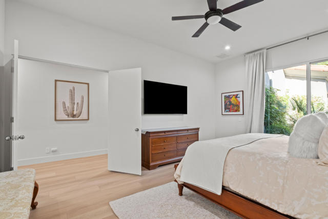 781 Box Canyon Trail, Palm Desert CA: https://media.crmls.org/mediaz/e5d850b2-93be-4a43-bd75-565d56c6a74c.jpg