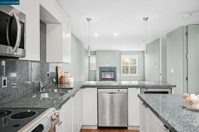 Image 18 of 23 For 100 Eddy  103