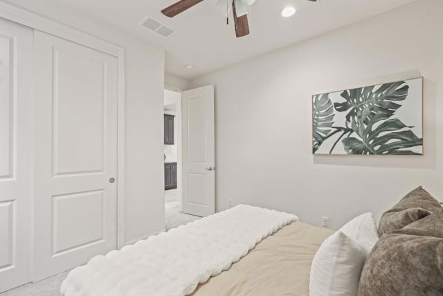 29732 Cantera Drive, Hayward CA: https://media.crmls.org/mediaz/e5d8d7f8-1ce4-4ab3-aecf-4664268ef6d3.jpg