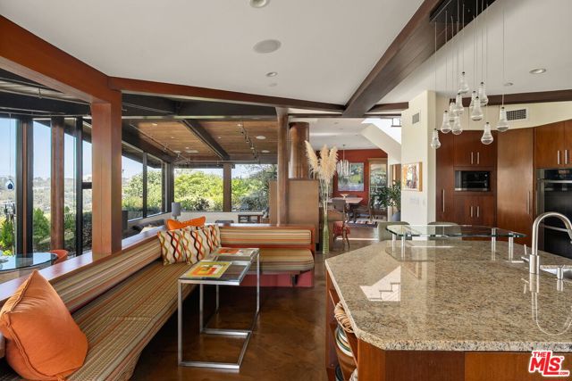Drew Fenton | 1024 Lindenwood Lane Los Angeles CA | MLS: 7292119