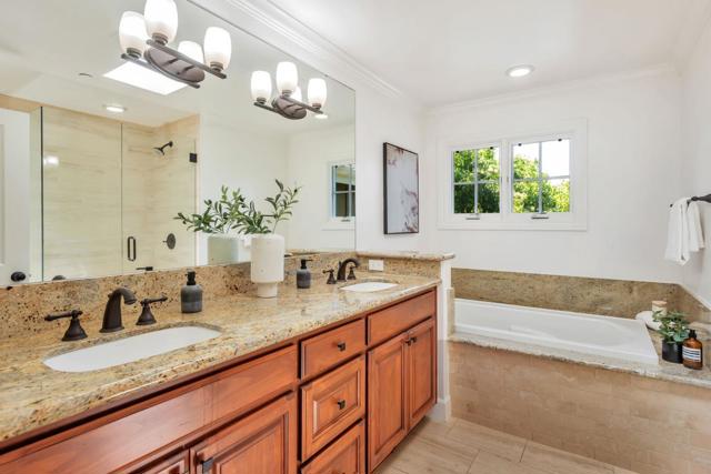 1601 Kentfield Avenue, Redwood City CA: https://media.crmls.org/mediaz/e5d9abb0-2b32-4715-9fff-10e5a07f8567.jpg