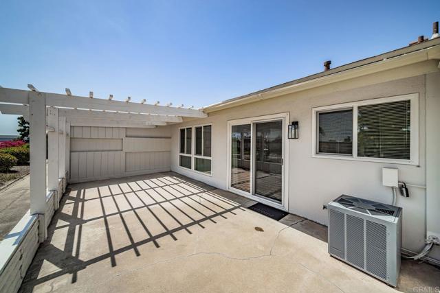 Detail Gallery Image 17 of 21 For 3660 Vista Campana North #2, Oceanside,  CA 92057 - 1 Beds | 1 Baths