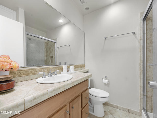 190 Donegal Avenue, Newbury Park CA: https://media.crmls.org/mediaz/e5db0c57-dd35-4272-919e-bceb07e6ab90.jpg