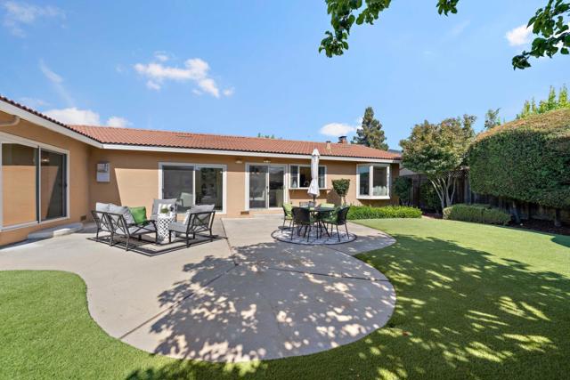6106 Calle Esperanza, San Jose CA: https://media.crmls.org/mediaz/e5db5cf9-9ff8-4908-9d86-1d2ec9d05959.jpg