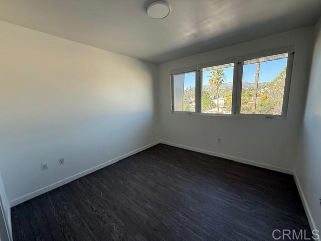Detail Gallery Image 5 of 6 For 5750 Hollywood Bld #636,  Los Angeles,  CA 90028 - 2 Beds | 2 Baths