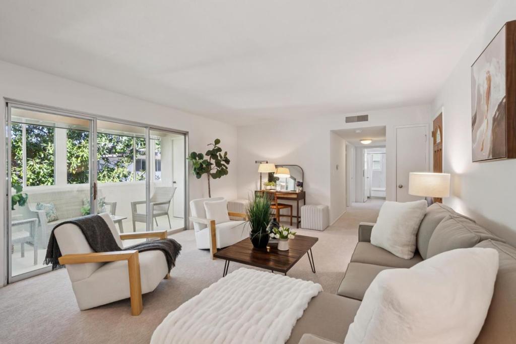 14225 Lora Drive #102