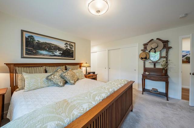 60 Skyline Crest Drive, Monterey CA: https://media.crmls.org/mediaz/e5dd3ae5-770c-4662-b00f-0e29e2732149.jpg