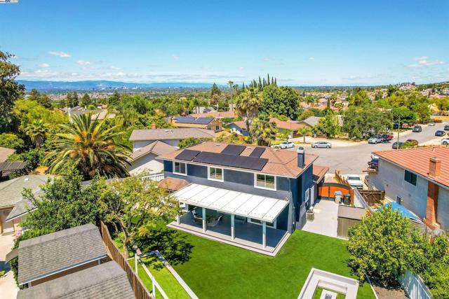2698 Million Ct, San Jose CA: https://media.crmls.org/mediaz/e5dd3b52-98d7-4dc1-b044-daa68b40674c.jpg
