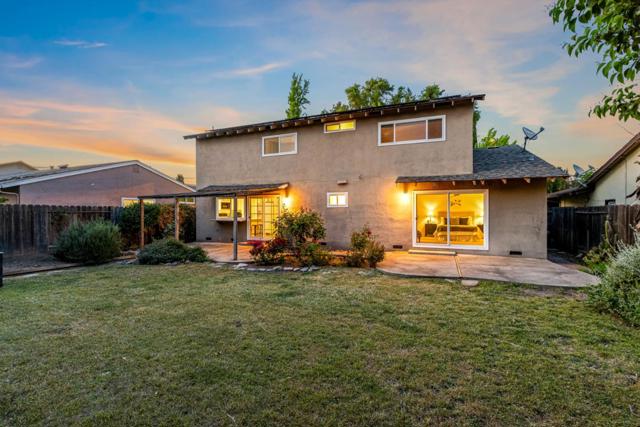 6745 San Anselmo Way, San Jose CA: https://media.crmls.org/mediaz/e5ddb44a-cd71-4d8d-a91e-f007bd0aff5c.jpg
