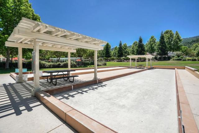 2555 Muirfield Way, Gilroy CA: https://media.crmls.org/mediaz/e5de2b91-af02-4d6b-8aac-d423e7dcab4c.jpg