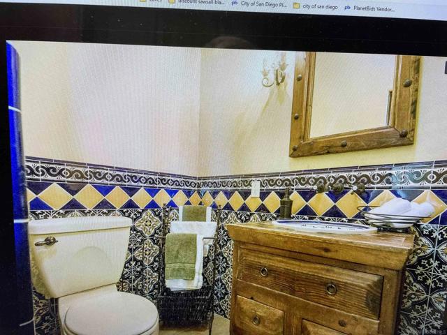 1594 Crespo, La Jolla CA: https://media.crmls.org/mediaz/e5e04de7-a1a7-4e8a-ab8d-33155f3d5b1e.jpg