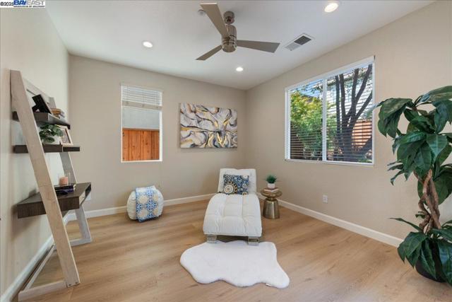 5200 N Forestdale Cir, Dublin CA: https://media.crmls.org/mediaz/e5e08b38-7071-4060-a3b9-1e2ebf72bd1a.jpg