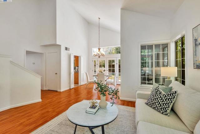 840 Menay Dr, Tracy CA: https://media.crmls.org/mediaz/e5e0b178-66e5-4292-ba08-551ab9ba2dd5.jpg