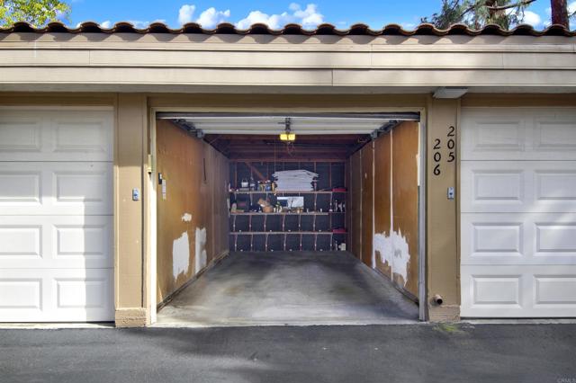 Detail Gallery Image 30 of 32 For 12555 Oaks North Dr #206,  San Diego,  CA 92128 - 2 Beds | 2 Baths