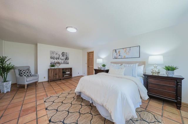 158 Echo Valley Road, Prunedale CA: https://media.crmls.org/mediaz/e5e14d4d-a1d6-46e8-85ef-df66bf30253d.jpg