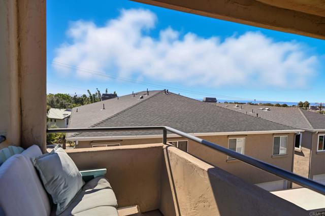 Detail Gallery Image 28 of 55 For 553 a Hygeia Ave. Ave, Encinitas,  CA 92024 - 3 Beds | 2/1 Baths