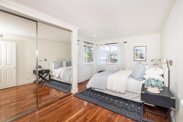 617 Forest Avenue, Palo Alto CA: https://media.crmls.org/mediaz/e5e22486-b51d-4b28-8178-04275f523f63.jpg