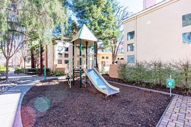 992 Alpine Terrace, Sunnyvale CA: https://media.crmls.org/mediaz/e5e23048-a204-44a7-9149-d9fa7a7d9df9.jpg