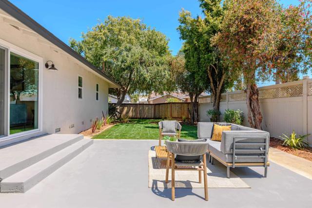 2102 February Ct, San Diego CA: https://media.crmls.org/mediaz/e5e25a74-a168-4109-a8e7-d9f138b4f087.jpg