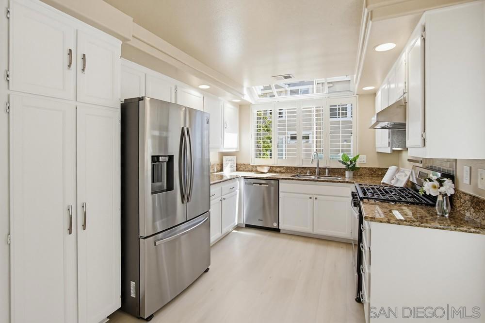 12922 Carmel Creek Rd. - photo 17