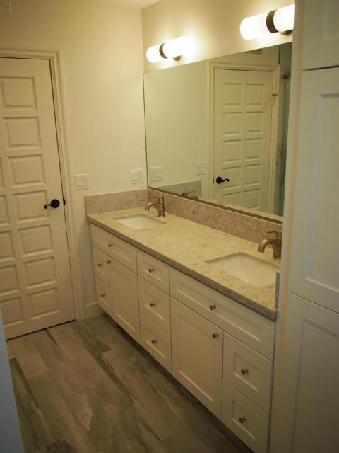 211 Windtree Avenue, Thousand Oaks CA: https://media.crmls.org/mediaz/e5e33d43-edb0-41a0-b211-5979f523377a.jpg