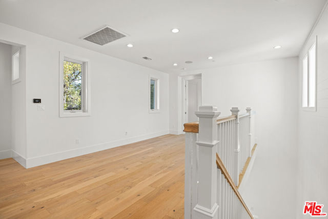 Drew Fenton | 744 Almar Avenue Pacific Palisades CA | MLS: 7446010 Drew Fenton | 744 Almar Avenue Pacific Palisades CA | MLS: 7446010