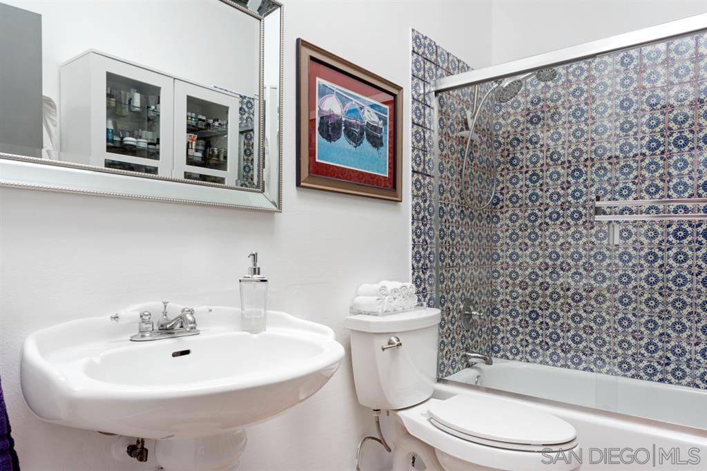 8328 Regents Rd - photo 11