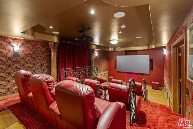 6400 Kanan Dume Road, Malibu CA: https://media.crmls.org/mediaz/e5e666bf-e3bb-4378-ac7a-f1ddd1f5a58a.jpg