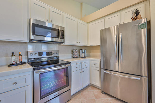 76948 Scimitar Way, Palm Desert CA: https://media.crmls.org/mediaz/e5e67ce2-680b-4ee8-b7e0-b4ca3e0db9d9.jpg