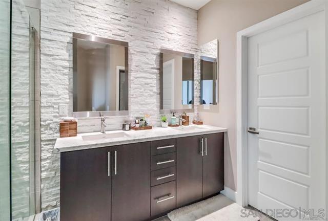7824 Inception Way, San Diego CA: https://media.crmls.org/mediaz/e5e7068a-fe1b-4f61-8a80-3640a028c15b.jpg