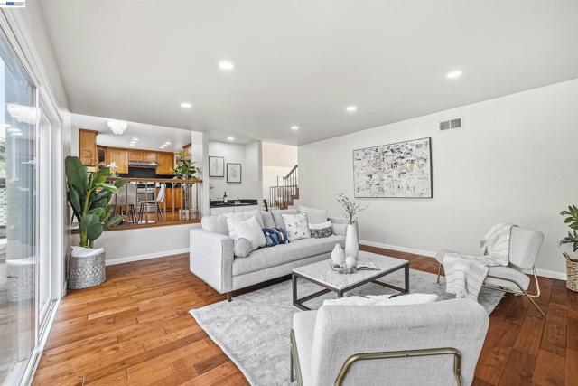 Image 16 of 60 For 280 Summerford Cir