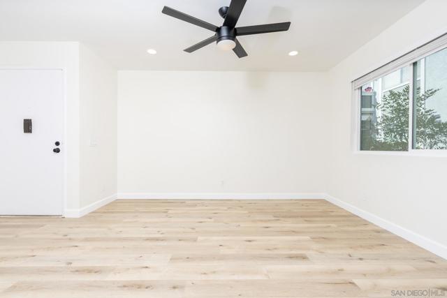11187 Kelowna Rd, San Diego CA: https://media.crmls.org/mediaz/e5e73b86-4bc9-4c92-a346-641789735978.jpg