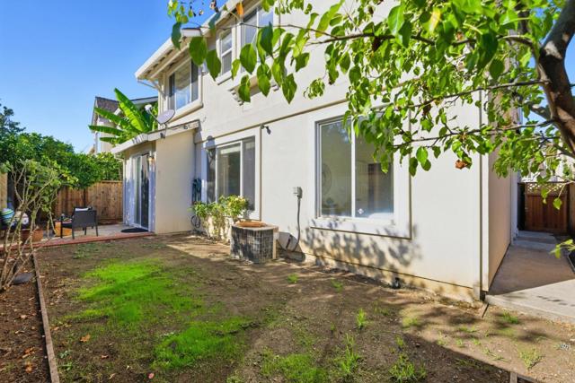 2014 Gammell Brown Place, Santa Clara CA: https://media.crmls.org/mediaz/e5e839a5-b708-40e7-b883-e2bec6678d16.jpg