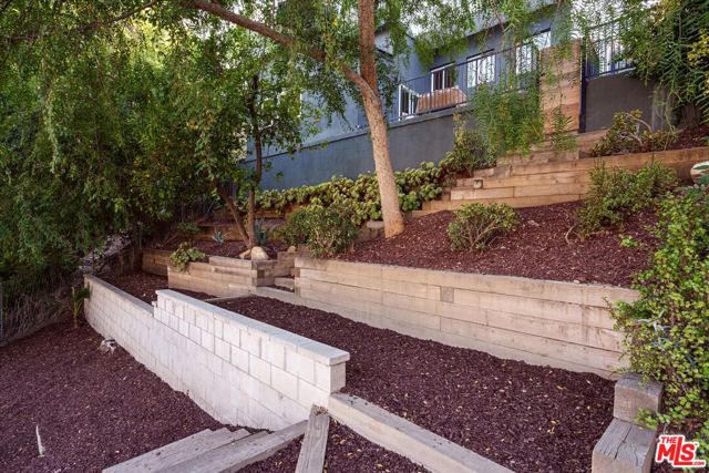 2162 Lyric Avenue, Los Angeles CA: https://media.crmls.org/mediaz/e5e874f9-01f9-4c8c-ad23-892ee0d414cb.jpg