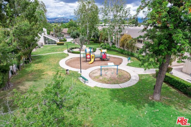 7631 Reseda Boulevard, Reseda CA: https://media.crmls.org/mediaz/e5eaf120-12ea-441b-9bac-87815a9ed569.jpg