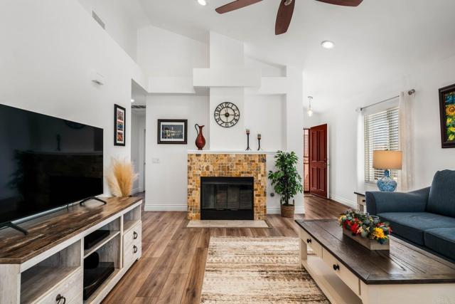 Detail Gallery Image 11 of 42 For 1855 Corte Segundo, Oceanside,  CA 92056 - 3 Beds | 2 Baths