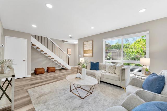 4926 Poplar Terrace, Campbell CA: https://media.crmls.org/mediaz/e5eba0bb-7dea-44be-b2ac-2f505fa6a042.jpg