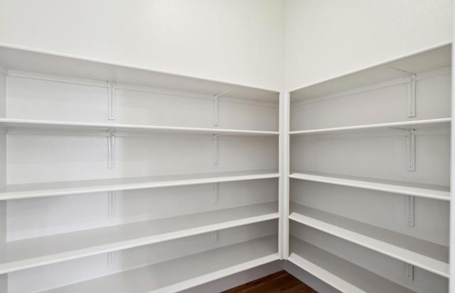 2506 Sage Street, San Mateo CA: https://media.crmls.org/mediaz/e5ebf0e9-682e-495a-a3dc-d37a82b0b0cd.jpg