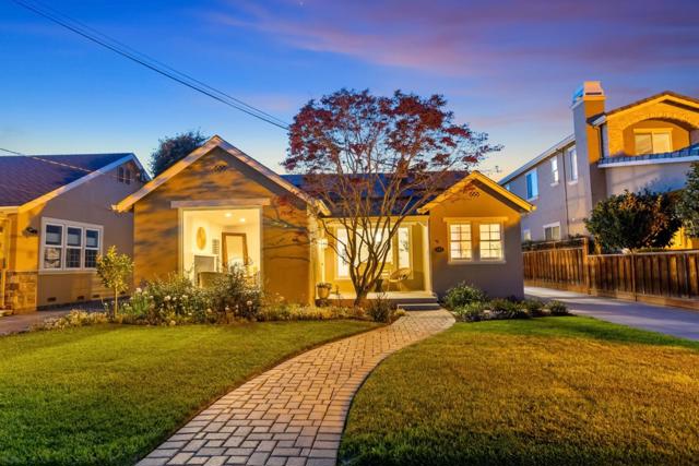 847 Willow Glen Way, San Jose CA: https://media.crmls.org/mediaz/e5ec76ba-c933-4e84-a786-f19f3d9c1839.jpg