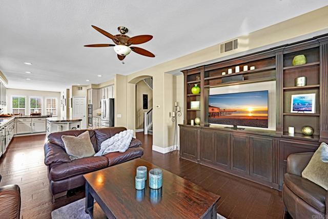 Detail Gallery Image 13 of 50 For 1463 Belmont Park Rd, Oceanside,  CA 92057 - 5 Beds | 3 Baths