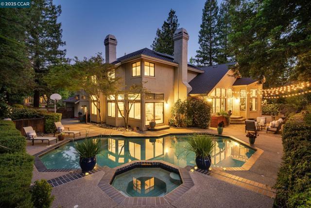 3363 Deer Hollow Dr, Danville CA: https://media.crmls.org/mediaz/e5eccf59-f5e5-488a-8500-9d67d53903f1.jpg