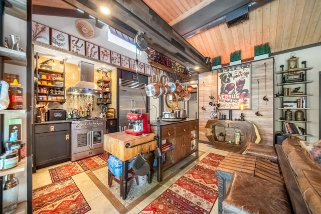 70100 Mirage Cove Drive, Rancho Mirage CA: https://media.crmls.org/mediaz/e5ecfd77-d6e4-4cf5-80ec-7f027913e4f0.jpg