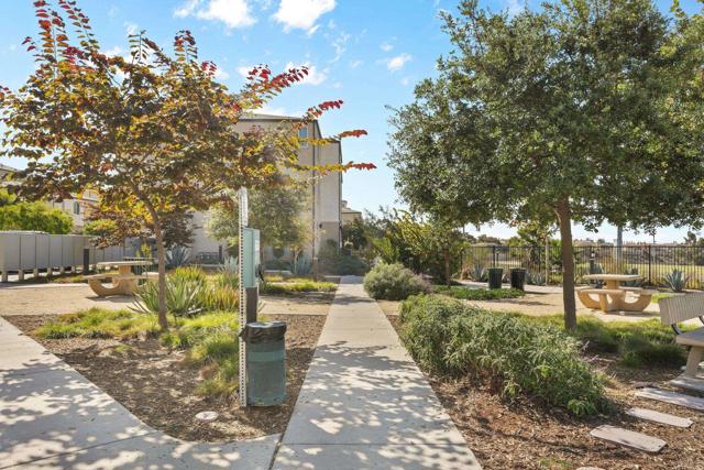 Detail Gallery Image 39 of 57 For 5261 Beachfront Cove St #174,  San Diego,  CA 92154 - 4 Beds | 3/1 Baths