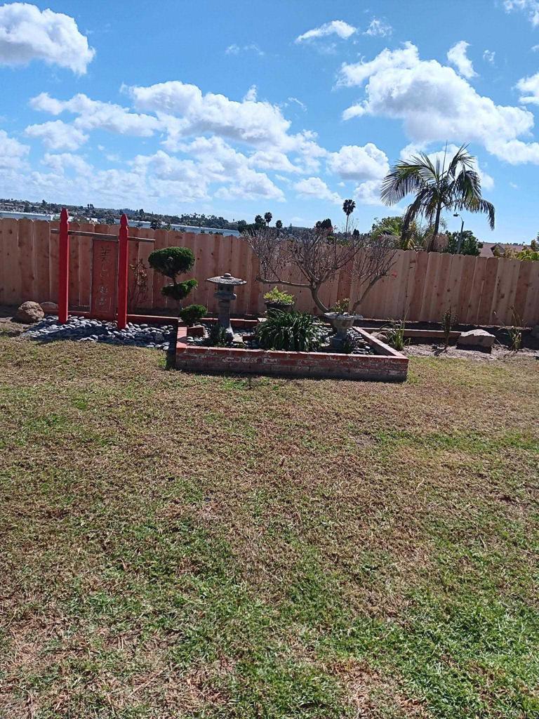4737 Rising Glen Drive - photo 12
