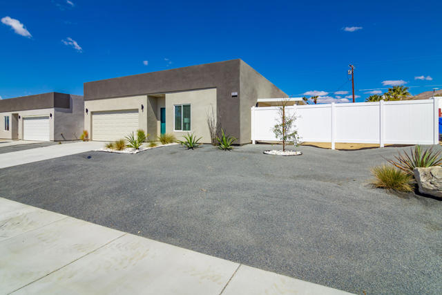 Image 21 of 22 For 13292 El Cajon Drive